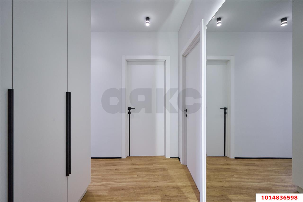 Фото №8: 2-комнатная квартира 70 м² - Краснодар, Западный внутригородской округ, ул. Красная, 43