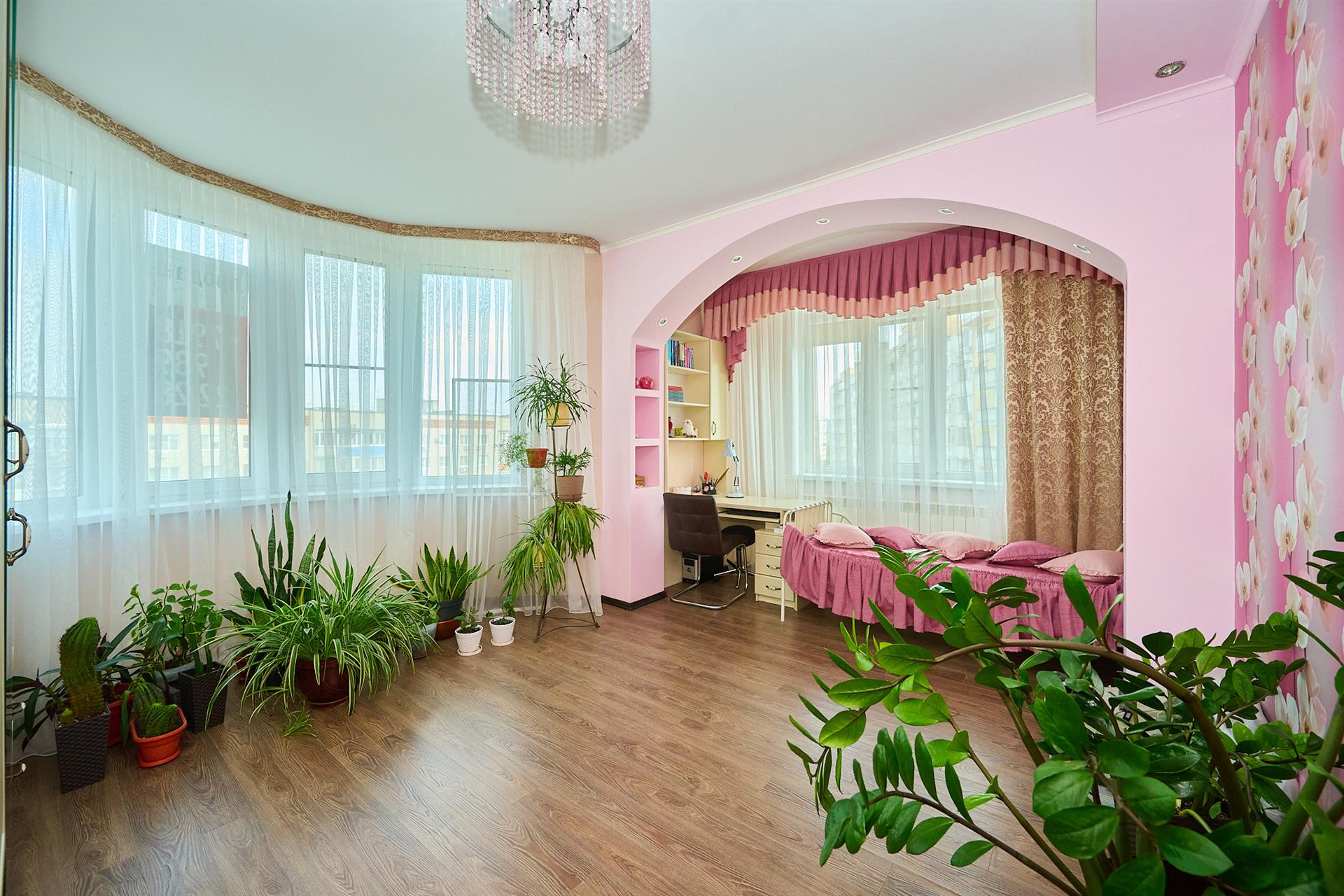 Фото №1: 2-комнатная квартира 78 м² - Краснодар, Карасунский внутригородской округ, мкр. Камвольно-суконный Комбинат, ул. Максима Горького, 30