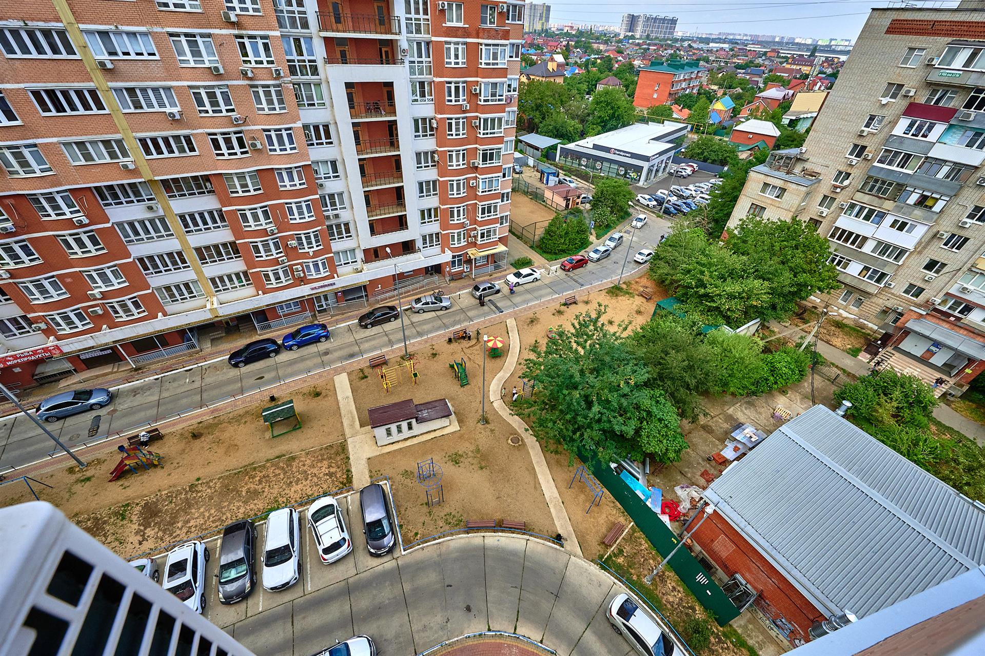 Фото №11: 2-комнатная квартира 78 м² - Краснодар, Карасунский внутригородской округ, мкр. Камвольно-суконный Комбинат, ул. Максима Горького, 30