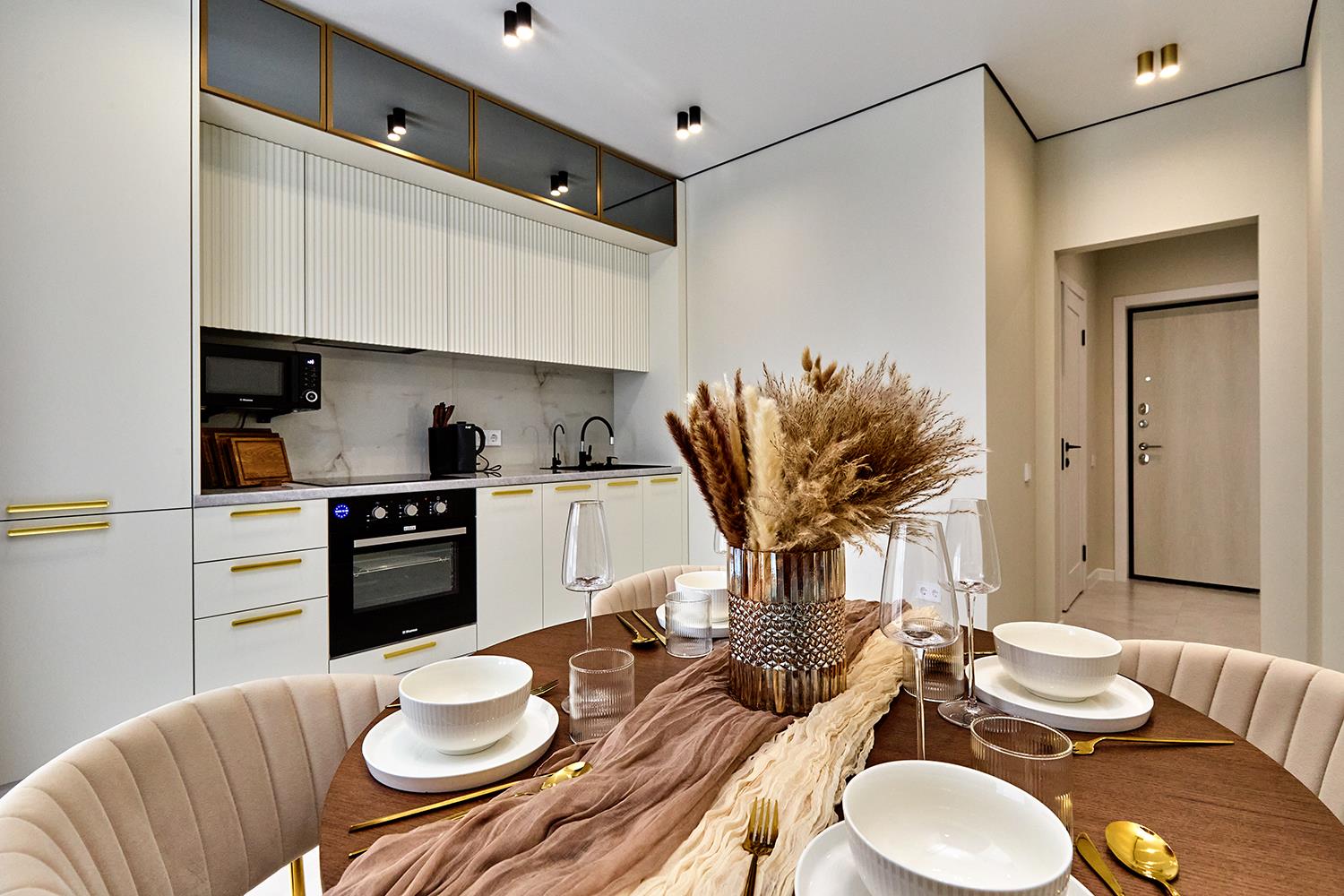 Фото №2: 1-комнатная квартира 50 м² - Краснодар, ЖК Аврора, Западный внутригородской округ, мкр. жилой комплекс Аврора, ул. имени Дзержинского, 95