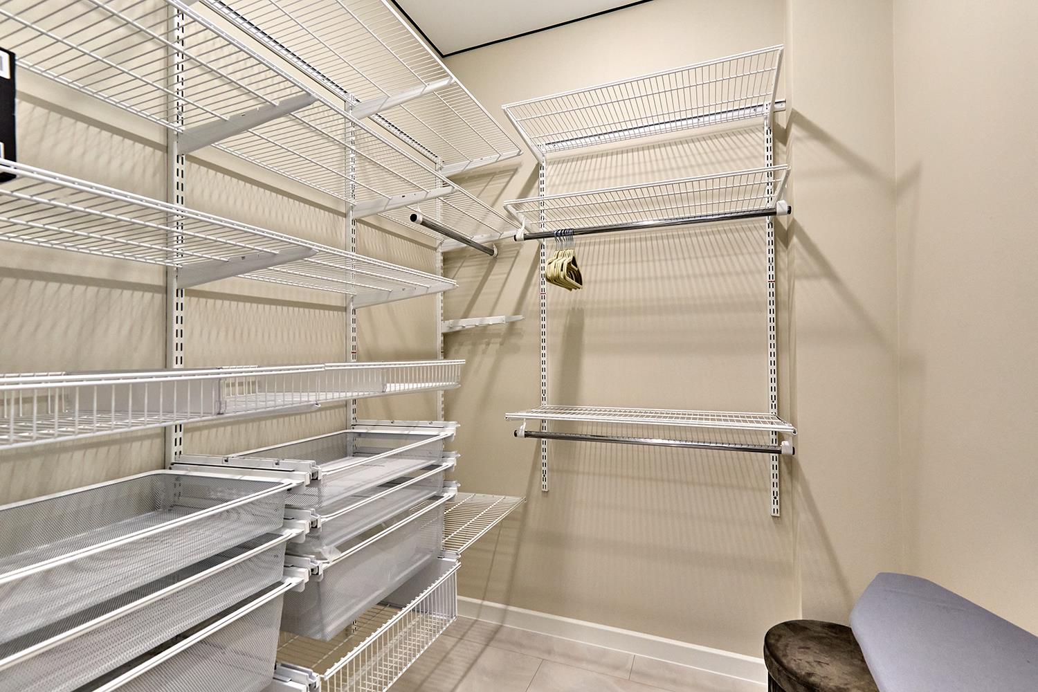 Фото №14: 1-комнатная квартира 50 м² - Краснодар, ЖК Аврора, Западный внутригородской округ, мкр. жилой комплекс Аврора, ул. имени Дзержинского, 95