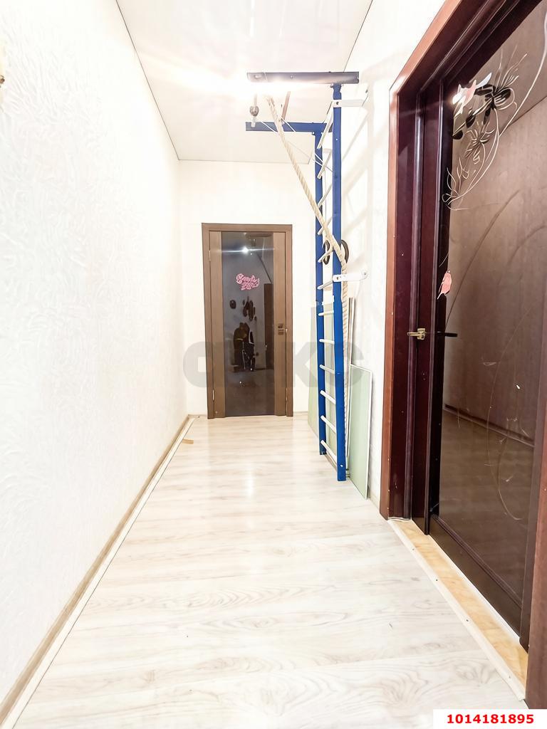 Фото №9: 2-комнатная квартира <span class="whitespace-nowrap">62 м²</span>, <span class="whitespace-nowrap">4/6 эт.</span> - Краснодар, Прикубанский внутригородской округ, мкр. Музыкальный, ул. имени Сергея Есенина, 84