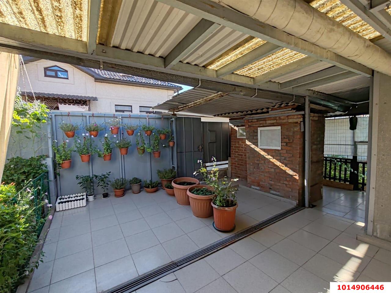 Фото №1: Часть дома 61 м² + 3.76 сот. - Краснодар, Центральный внутригородской округ, мкр. Дубинка, ул. 9 Января, 43