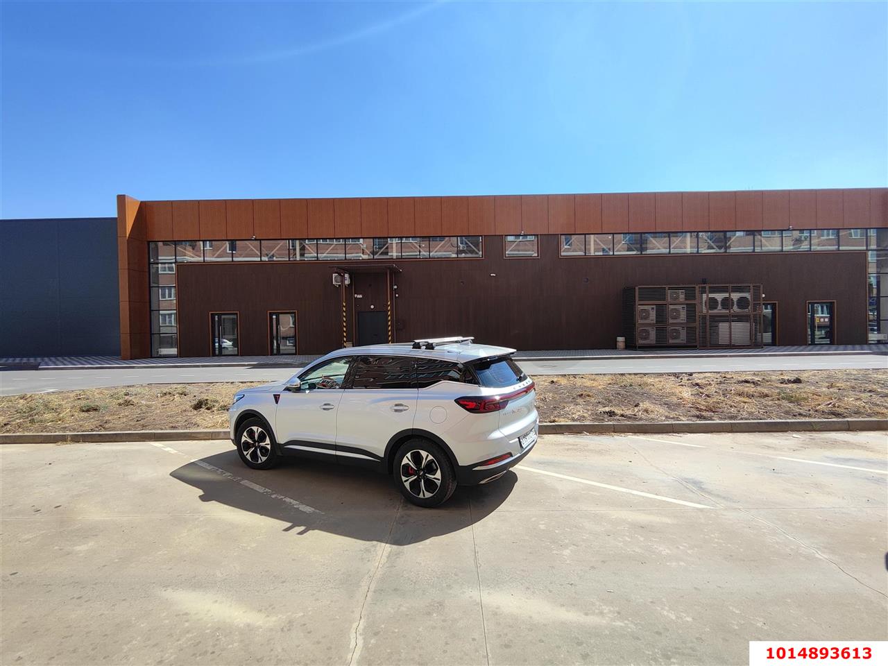 Фото №3: Коммерция 38 м² - Краснодар, мкр. Прикубанский внутригородской округ, ул. имени В.М. Комарова