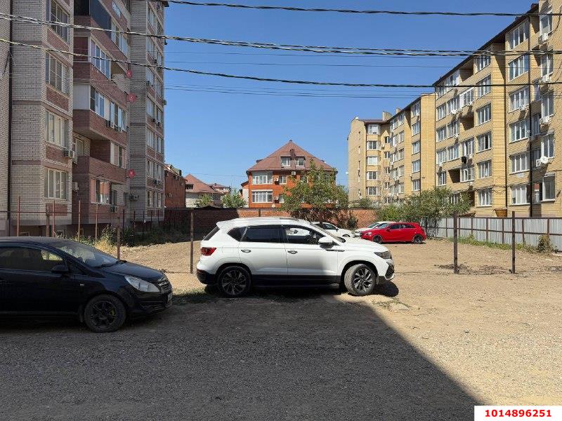 Фото №5: Коммерческая земля 10 сот. - Российский, ЖК София, ул. Куликова Поля, 17