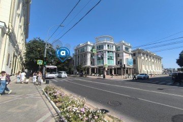 Фото №1: Офисное помещение 402 м² - Краснодар, мкр. Центральный, ул. Красная, 68