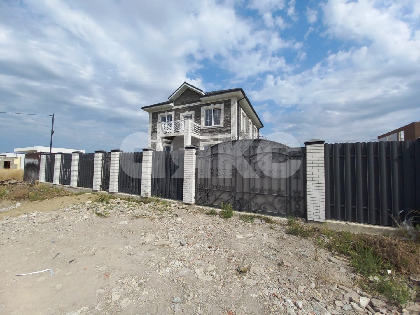 Фото №3: Дом 181 м² + 4.18 сот. - Анапская, ул. Рената Саитова
