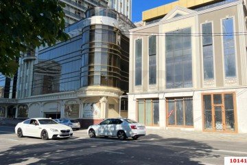 Фото №1: Торговое помещение 180 м² - Краснодар, мкр. Центральный, ул. Кубанская Набережная, 40