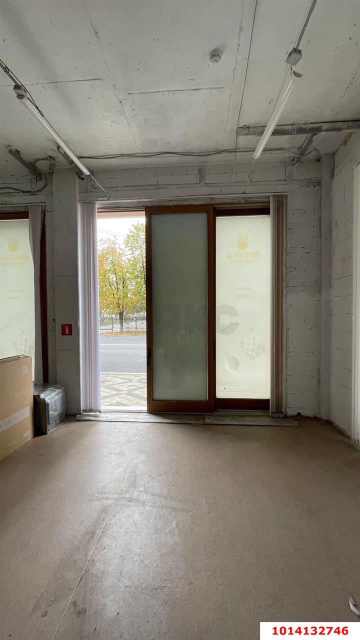 Фото №5: Торговое помещение 180 м² - Краснодар, Центральный, ул. Кубанская Набережная, 40