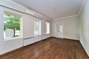 Фото №1: 2-комнатная квартира 48 м² - Краснодар, мкр. Центральный, ул. Янковского, 31