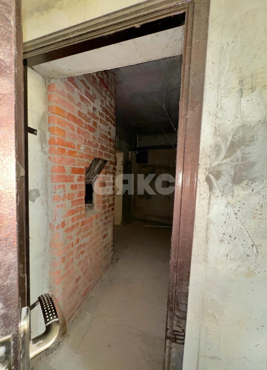 Фото №13: Коммерция 218 м² - Армавир, Электротехнический, ул. Матвеева, 40