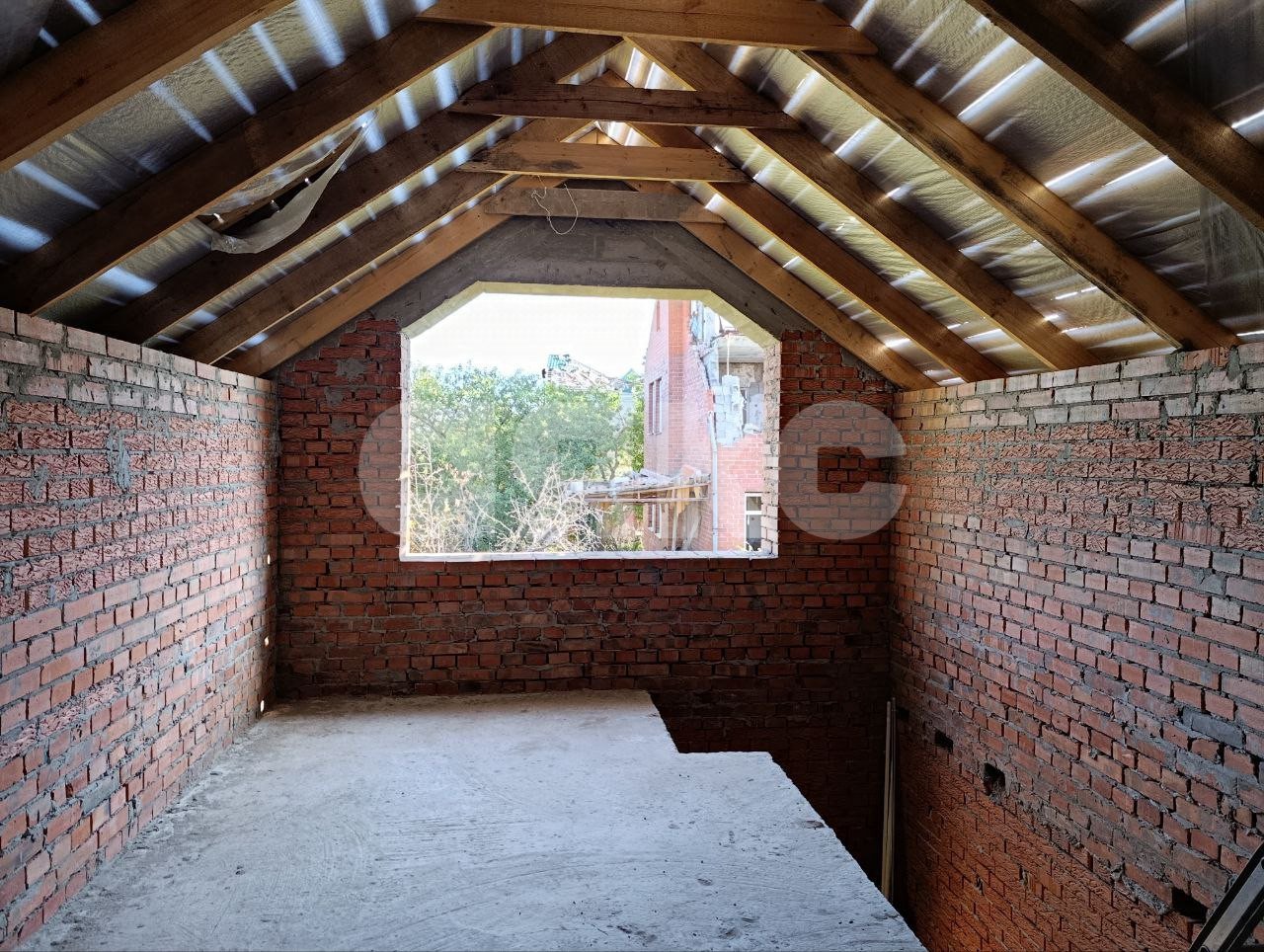 Фото №5: Дом 150 м² + 8.47 сот. - Мариуполь, Жовтневый, ул. Административная площадь