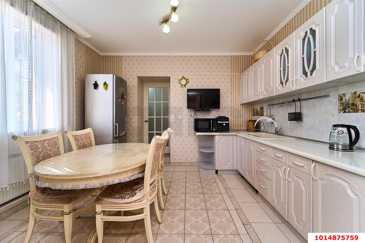 Фото №1: Дом 179 м² + 8.67 сот. - Знаменский, СТ Рассвет, ул. Яблоневая, 203