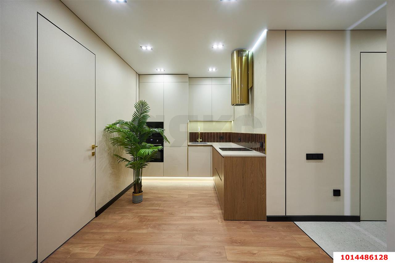 Фото №1: 1-комнатная квартира 51 м² - Краснодар, ЖК Аврора, жилой комплекс Аврора, мкр. Западный внутригородской округ, ул. имени Дзержинского, 95