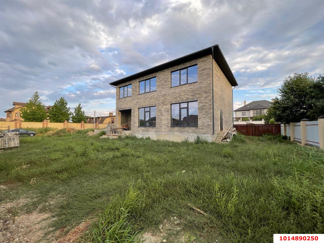 Фото №2: Дом 200 м² + 5.3 сот. - Новая Адыгея, ул. Грушёвая, 6