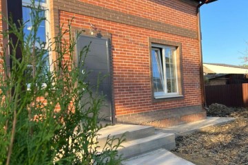 Фото №3: Дом 106 м² - Новотитаровская, ул. Калинина, 1