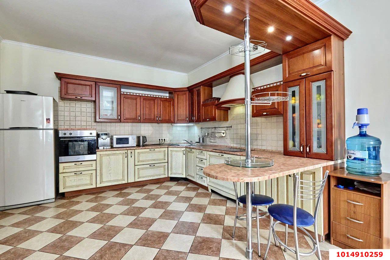 Фото №1: Дом 332 м² + 8 сот. - Краснодар, Сады Калинина, ул. Архангельская