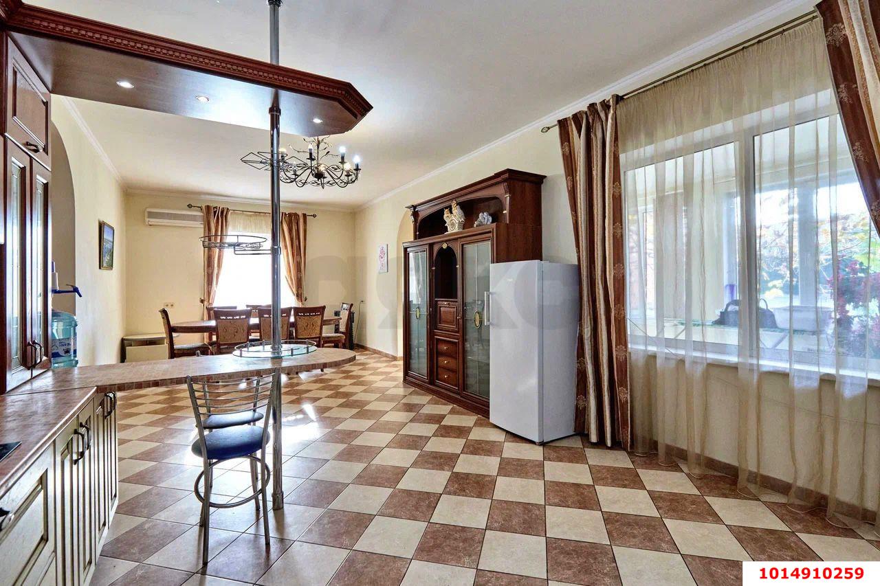 Фото №2: Дом 332 м² + 8 сот. - Краснодар, Прикубанский внутригородской округ, мкр. Сады Калинина, ул. Архангельская