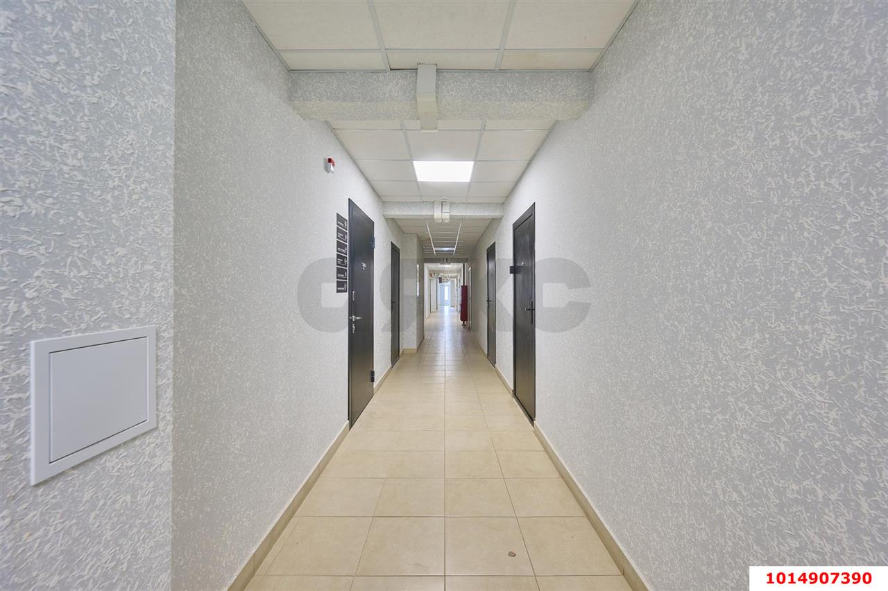 Фото №2: Торговое помещение 65 м² - Краснодар, жилой комплекс Радуга, ул. Евгении Жигуленко, 7к1