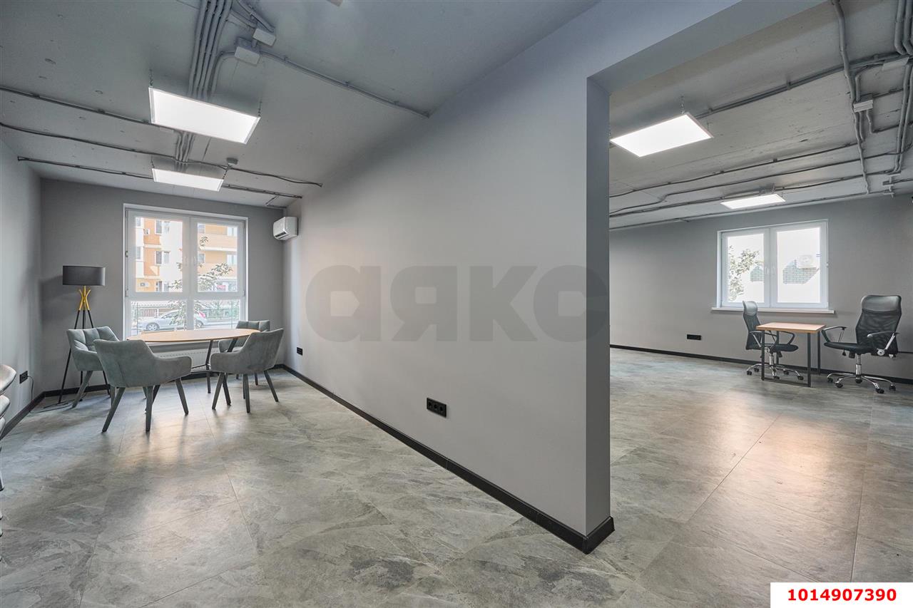 Фото №3: Торговое помещение 65 м² - Краснодар, жилой комплекс Радуга, ул. Евгении Жигуленко, 7к1