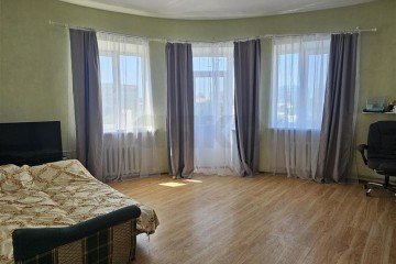 Фото №1: 2-комнатная квартира 62 м² - Краснодар, мкр. Западный внутригородской округ, ул. Рашпилевская, 42