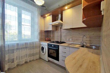 Фото №1: 2-комнатная квартира 45 м² - Краснодар, ж/м Пашковский, ул. Орджоникидзе, 3