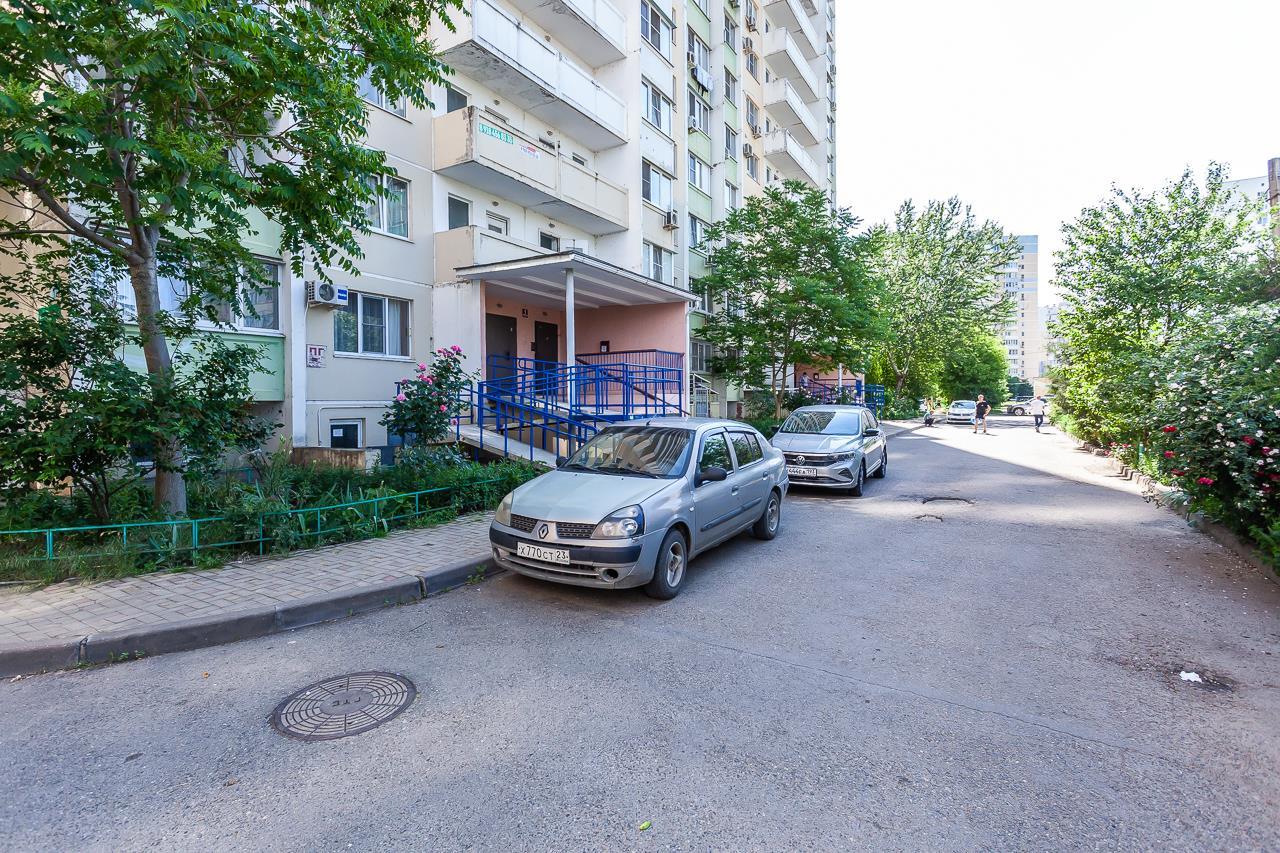 Фото №3: 2-комнатная квартира 62 м² - Краснодар, Карасунский внутригородской округ, мкр. Гидростроителей, ул. Невкипелого, 12