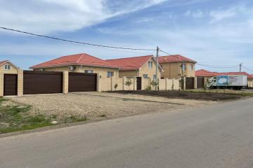 Фото №1: Дом 71 м² - Южный, п. коттеджный  Южная столица, пр-кт Олимпийский, 160