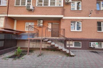 Фото №1: Коммерция 35 м² - Российский, мкр. Прикубанский внутригородской округ, ул. имени В.М. Комарова, 21Г