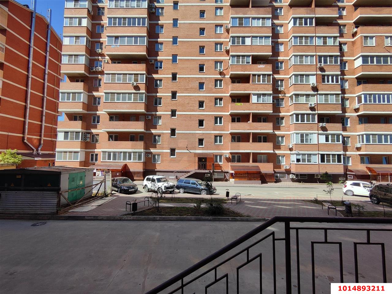 Фото №2: Торговое помещение 36 м² - Российский, Прикубанский внутригородской округ, ул. имени В.М. Комарова, 21Г