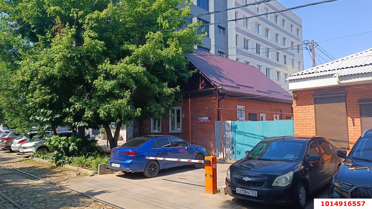 Фото №3: Дом 97 м² + 2 сот. - Краснодар, Центральный внутригородской округ, мкр. Центральный, ул. Коммунаров, 175