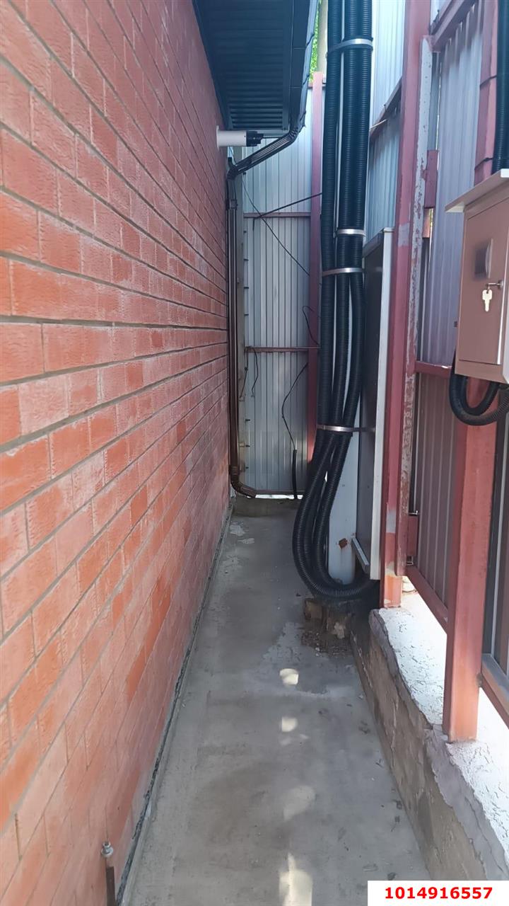 Фото №18: Дом 97 м² + 2 сот. - Краснодар, Центральный внутригородской округ, мкр. Центральный, ул. Коммунаров, 175