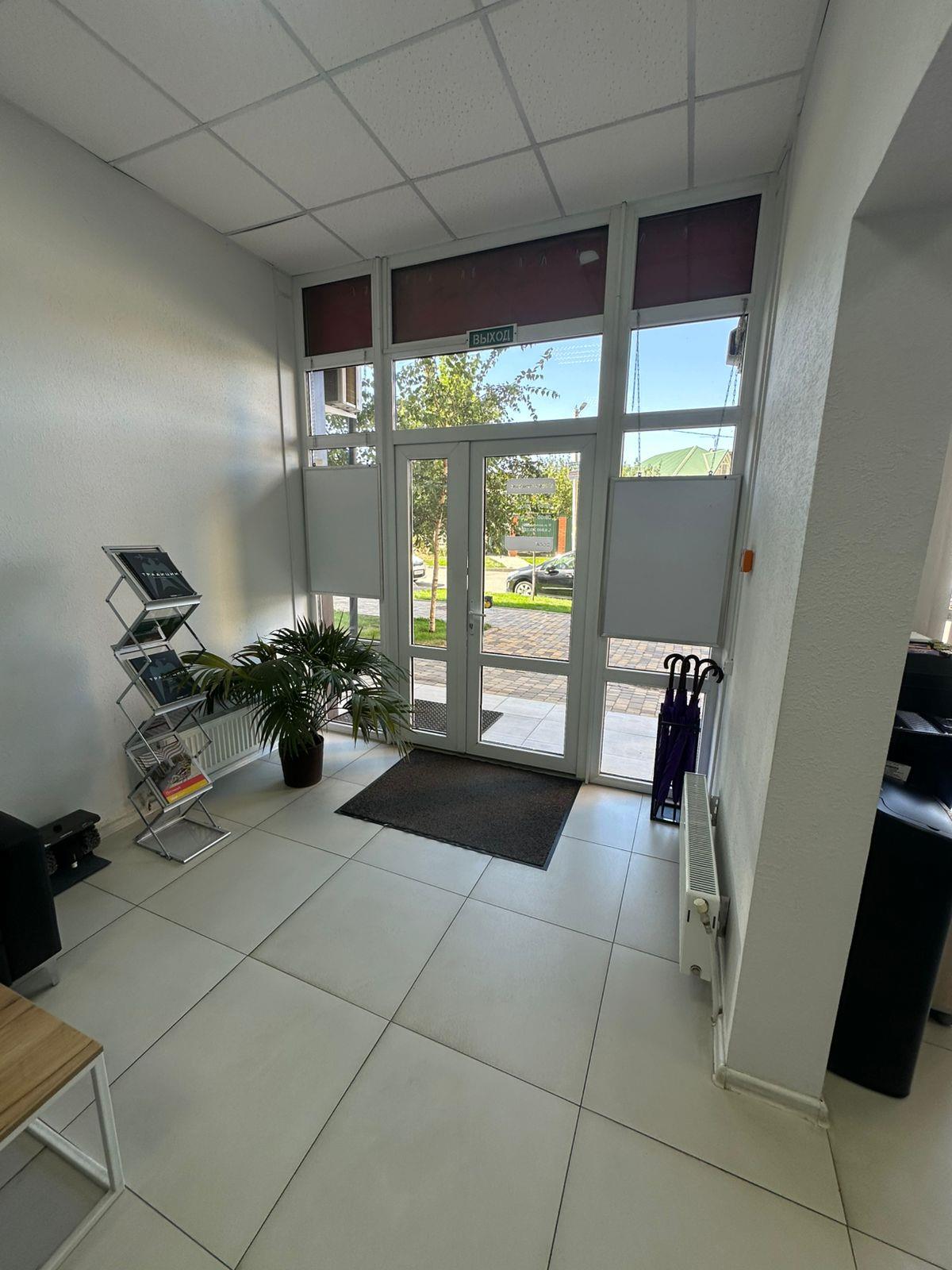 Фото №5: Коммерция 56 м² - Краснодар, Прикубанский внутригородской округ, жилой комплекс Свобода, мкр. Краевая Клиническая Больница, ул. Домбайская, 55к2