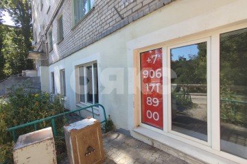 Фото №4: Коммерция 31 м² - Волгоград, р. Краснооктябрьский, ул. 39-й Гвардейской Дивизии, 8