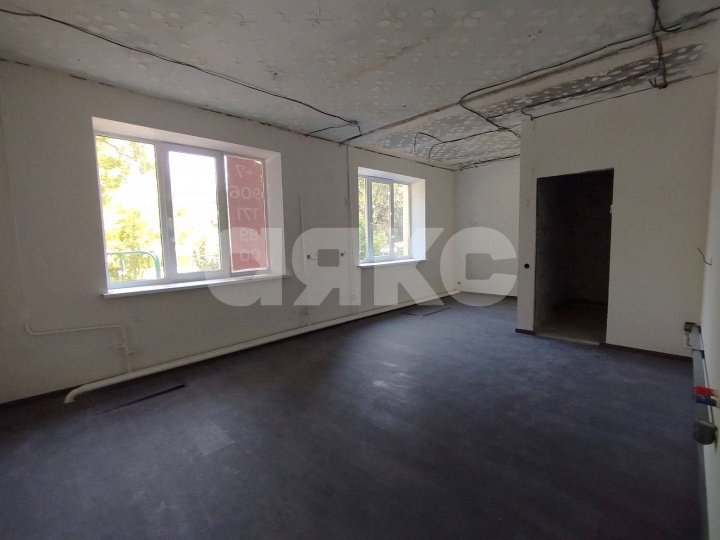 Фото №3: Коммерция 31 м² - Волгоград, Краснооктябрьский, ул. 39-й Гвардейской Дивизии, 8