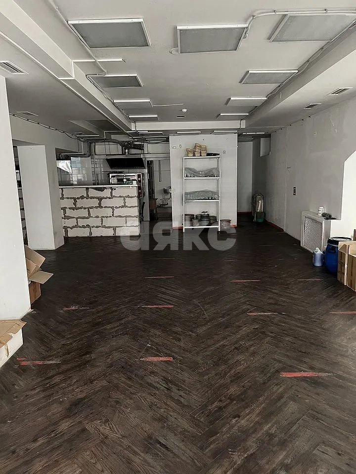 Фото №11: Коммерция 370 м² - Ростов-на-Дону, Октябрьский, пр-кт Будённовский, 92А