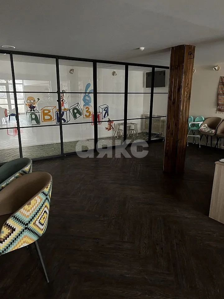 Фото №6: Коммерция 370 м² - Ростов-на-Дону, Октябрьский, пр-кт Будённовский, 92А