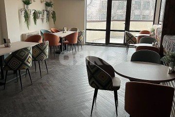 Фото №2: Коммерция 370 м² - Ростов-на-Дону, р. Октябрьский, пр-кт Будённовский, 92А