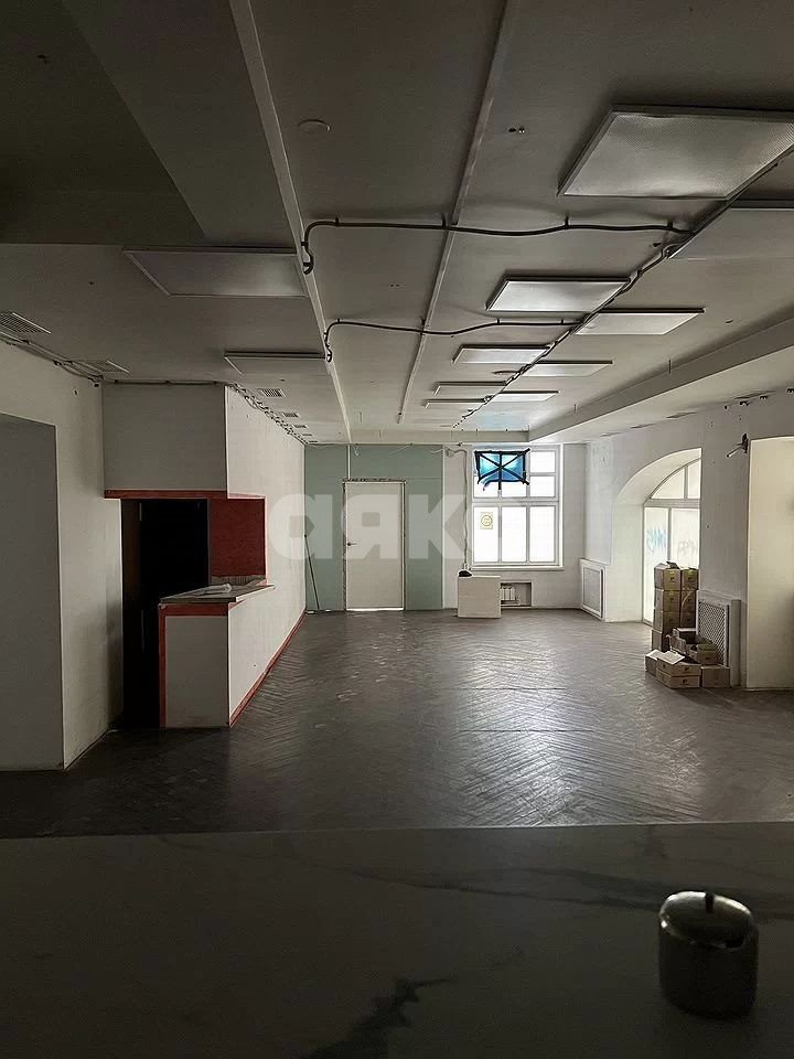 Фото №7: Коммерция 370 м² - Ростов-на-Дону, Октябрьский, пр-кт Будённовский, 92А