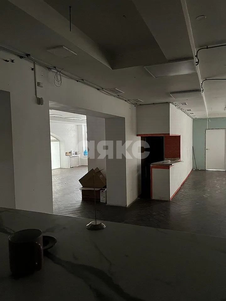Фото №8: Коммерция 370 м² - Ростов-на-Дону, Октябрьский, пр-кт Будённовский, 92А