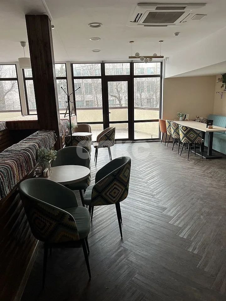 Фото №3: Коммерция 370 м² - Ростов-на-Дону, Октябрьский, пр-кт Будённовский, 92А