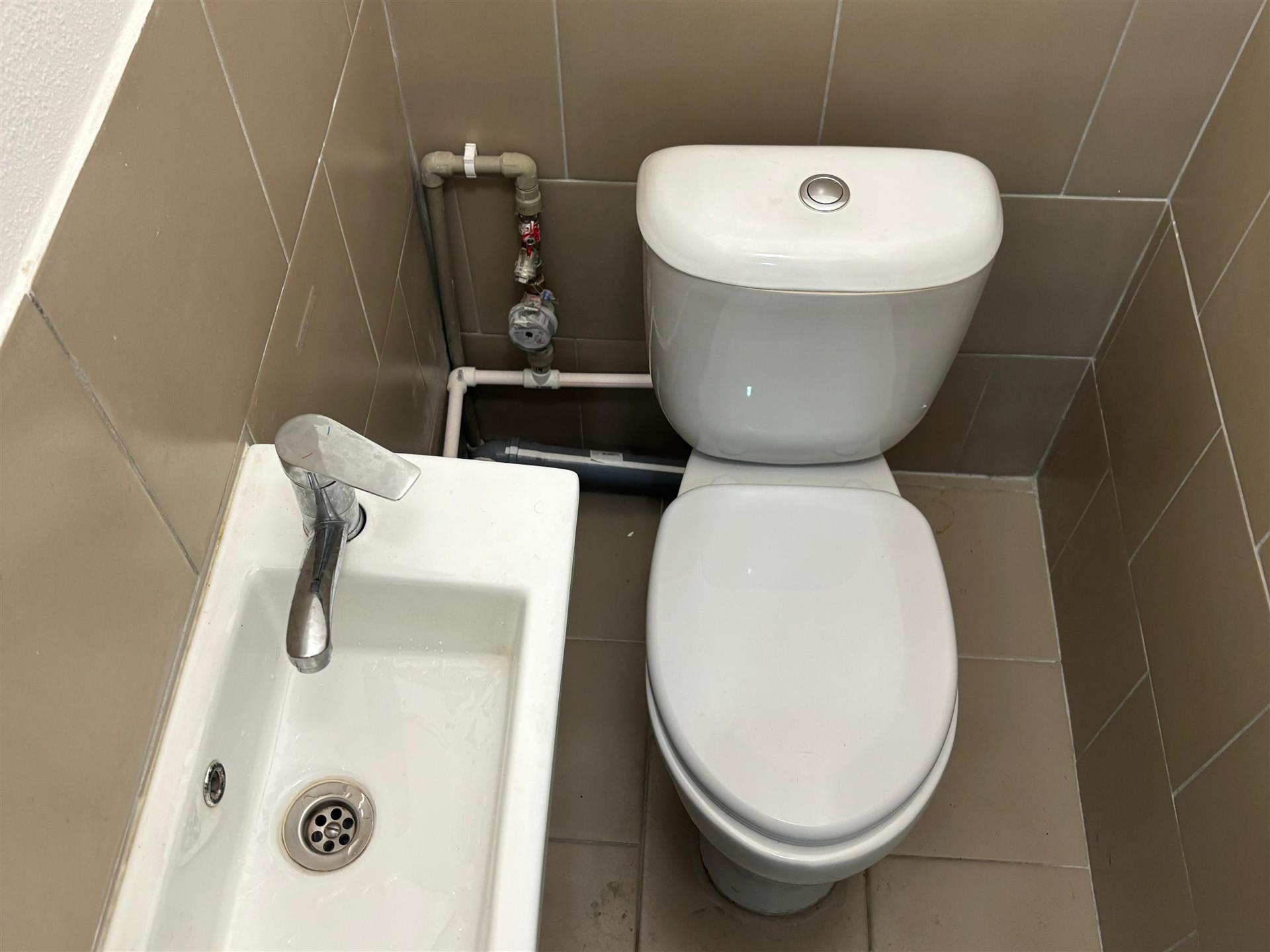 Фото №3: Коммерция 30 м² - Краснодар, мкр. Прикубанский внутригородской округ, ул. имени В.М. Комарова, 21/2