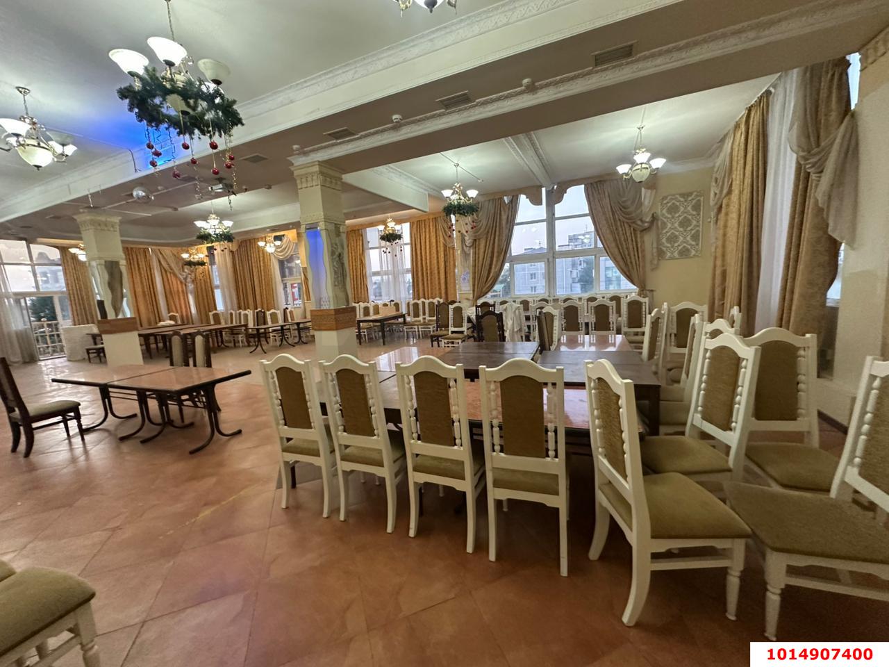 Фото №3: Офисное помещение 300 м² - Краснодар, Фестивальный, ул. Красных Партизан, 110/1