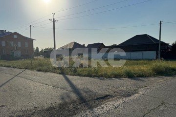 Фото №3: Земельный участок под ИЖС - Новокубанск, ул. Третьего Интернационала, 114А