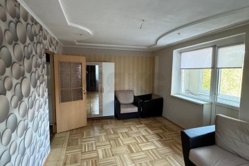 Фото №1: 1-комнатная квартира 31 м² - Краснодар, мкр. Хлопчато-бумажный Комбинат, ул. Новгородская, 27