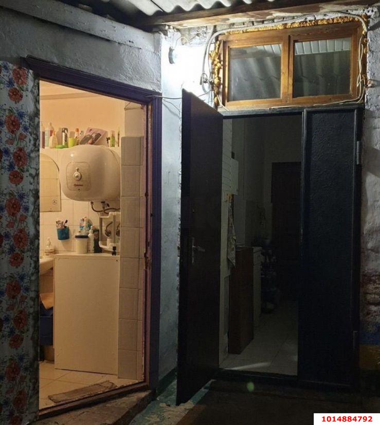 Фото №3: Комната 12 м² - Краснодар, Центральный, ул. Гимназическая, 31