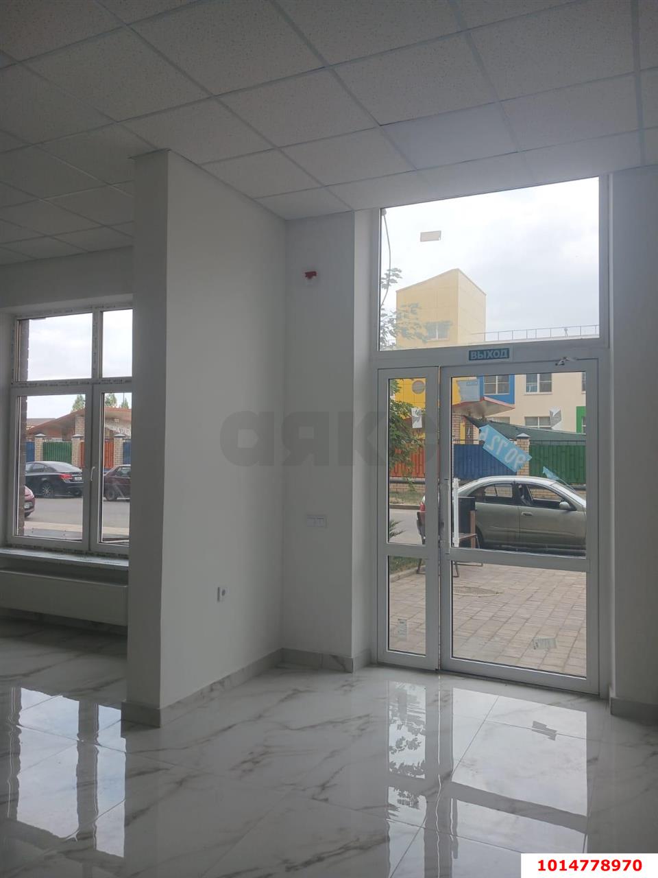 Фото №2: Торговое помещение 49 м² - Краснодар, жилой комплекс Дыхание, 