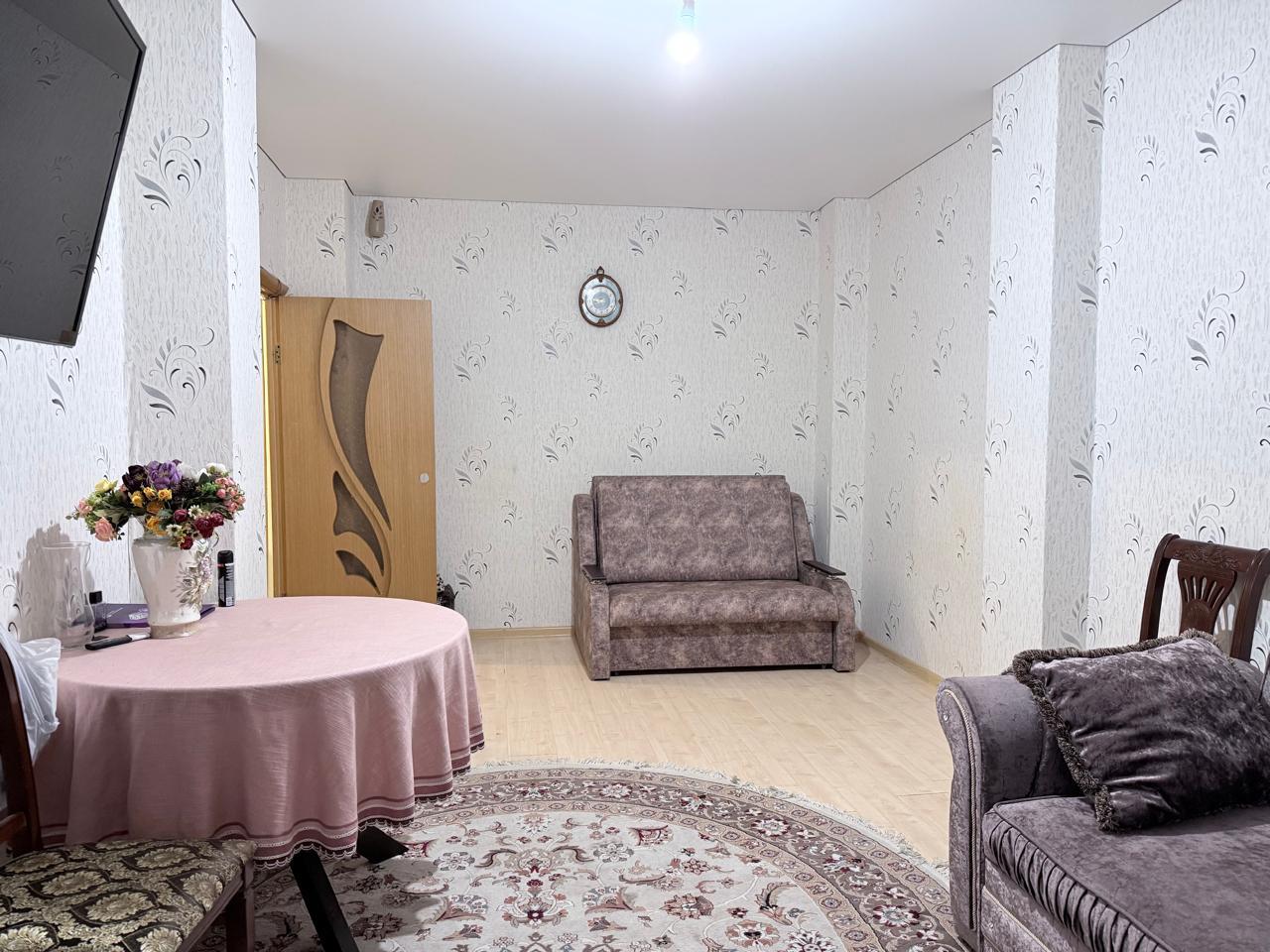 Фото №1: 2-комнатная квартира 67 м² - Краснодар, Прикубанский внутригородской округ, Музыкальный, мкр. ЖК Лучезарный, ул. Московская, 154к1