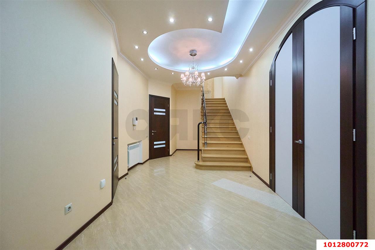 Фото №4: Дом 339 м² + 6.36 сот. - Краснодар, Прикубанский внутригородской округ, мкр. Славянский, пр-д 3-й Линии, 28