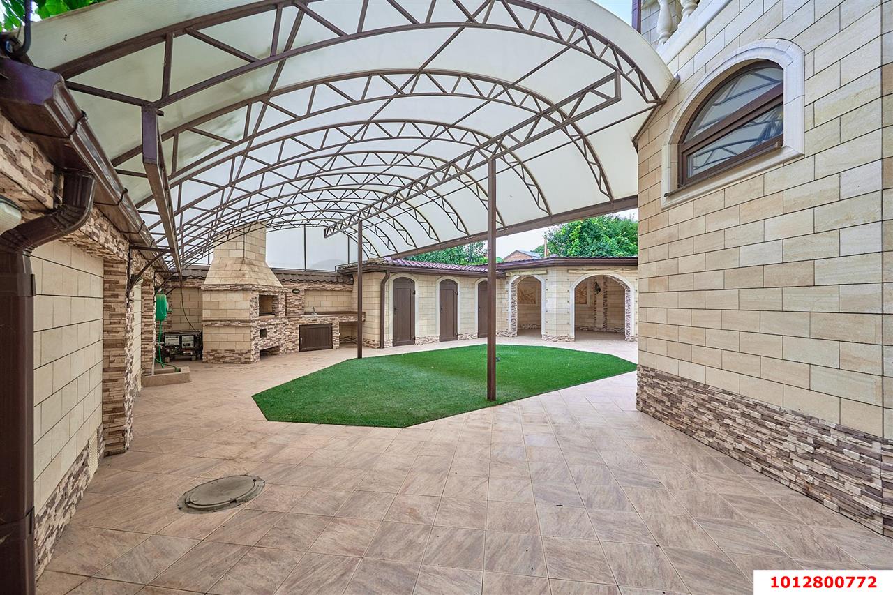 Фото №2: Дом 339 м² + 6.36 сот. - Краснодар, Прикубанский внутригородской округ, мкр. Славянский, пр-д 3-й Линии, 28